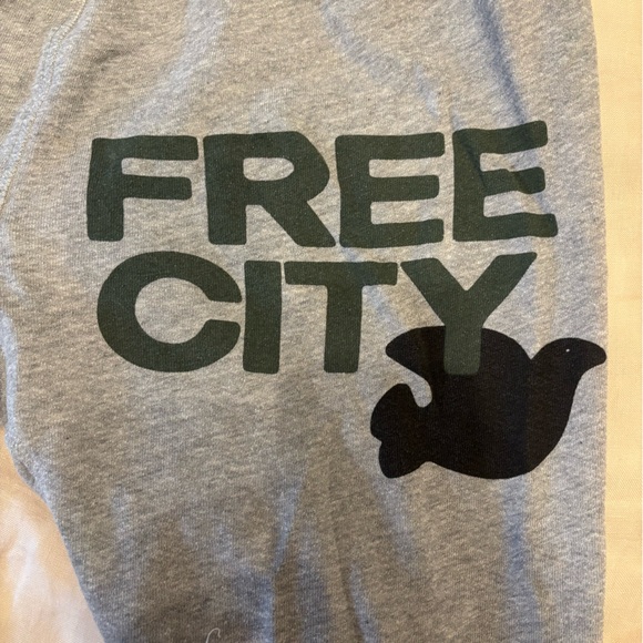 FREECITY Sweatpants - Picture 3 of 3